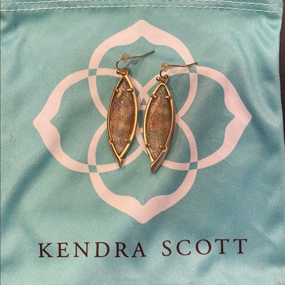 Kendra Scott Maxwell Earrings
